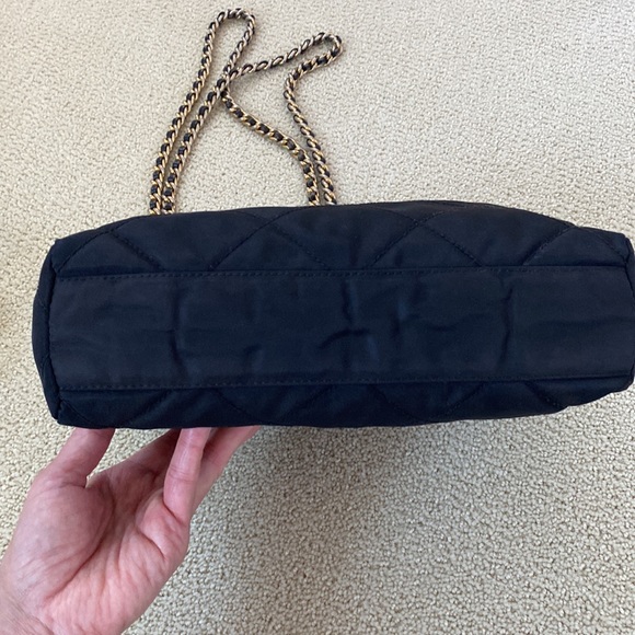 Prada Nylon Bag (Vintage) - Picture 9 of 10